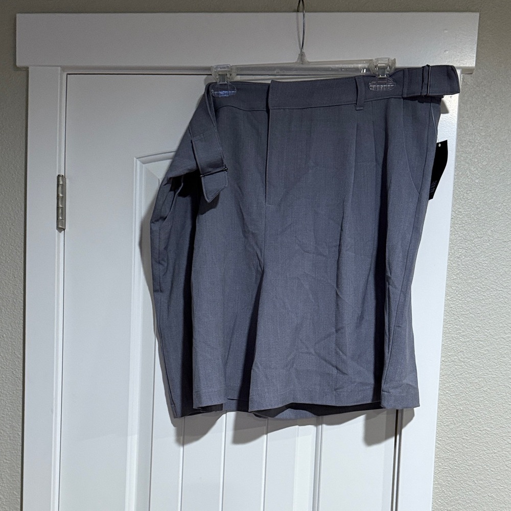 Wild Fable Women’s Gray Flat Front Shorts